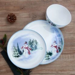 MIKASA Snowman Forest 12 Piece Dinnerware Set, Service For 4 -Mikasa SNOWMAN FOREST 12 PIECE DINNERWARE SET SERVICE FOR 4 5297789 3