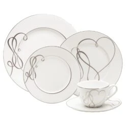 MIKASA Love Story 5 Piece Place Setting