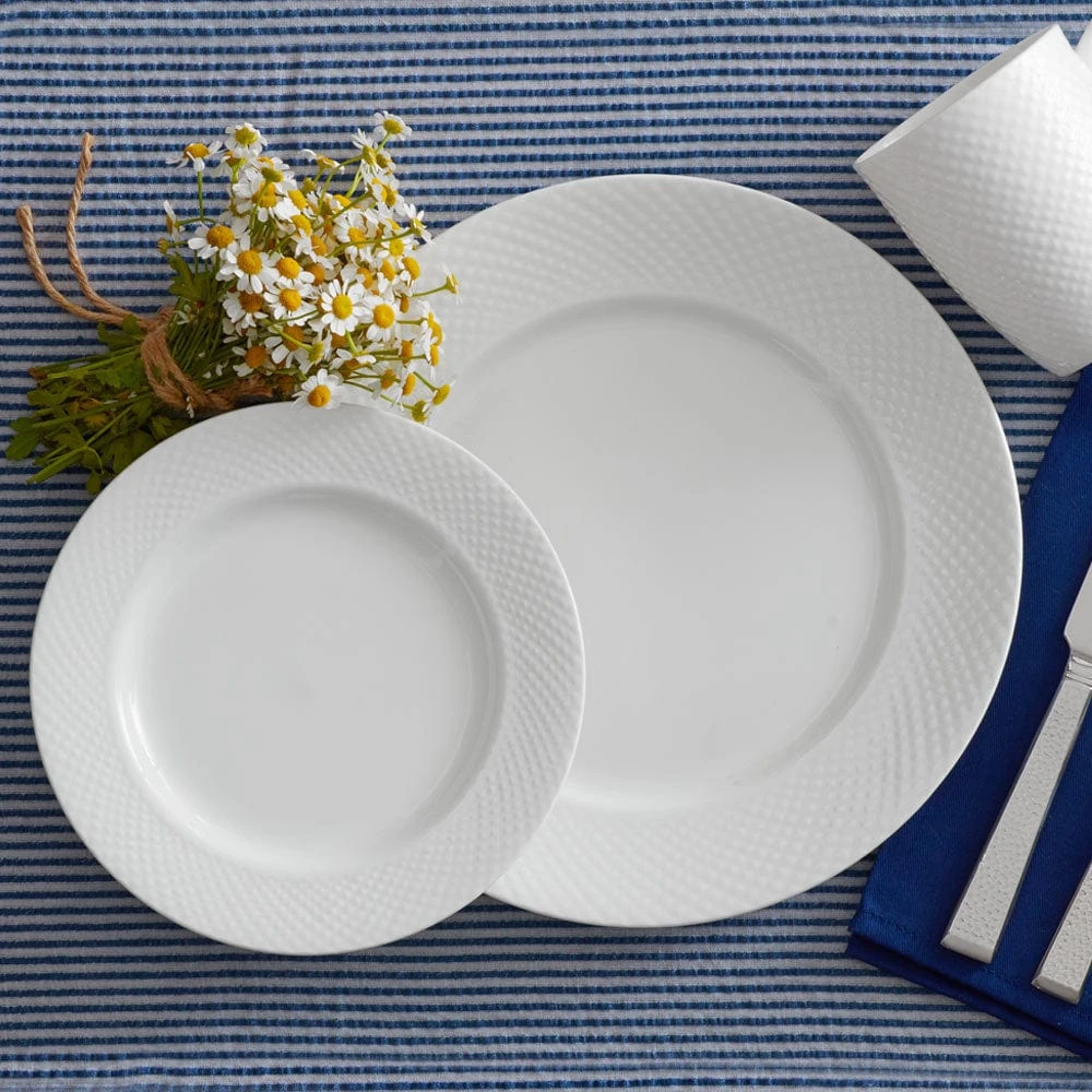 MIKASA Stanton Set Of 4 Dinner Plates 2 MIKASA Stanton Set Of 4 Dinner Plates - Image 2